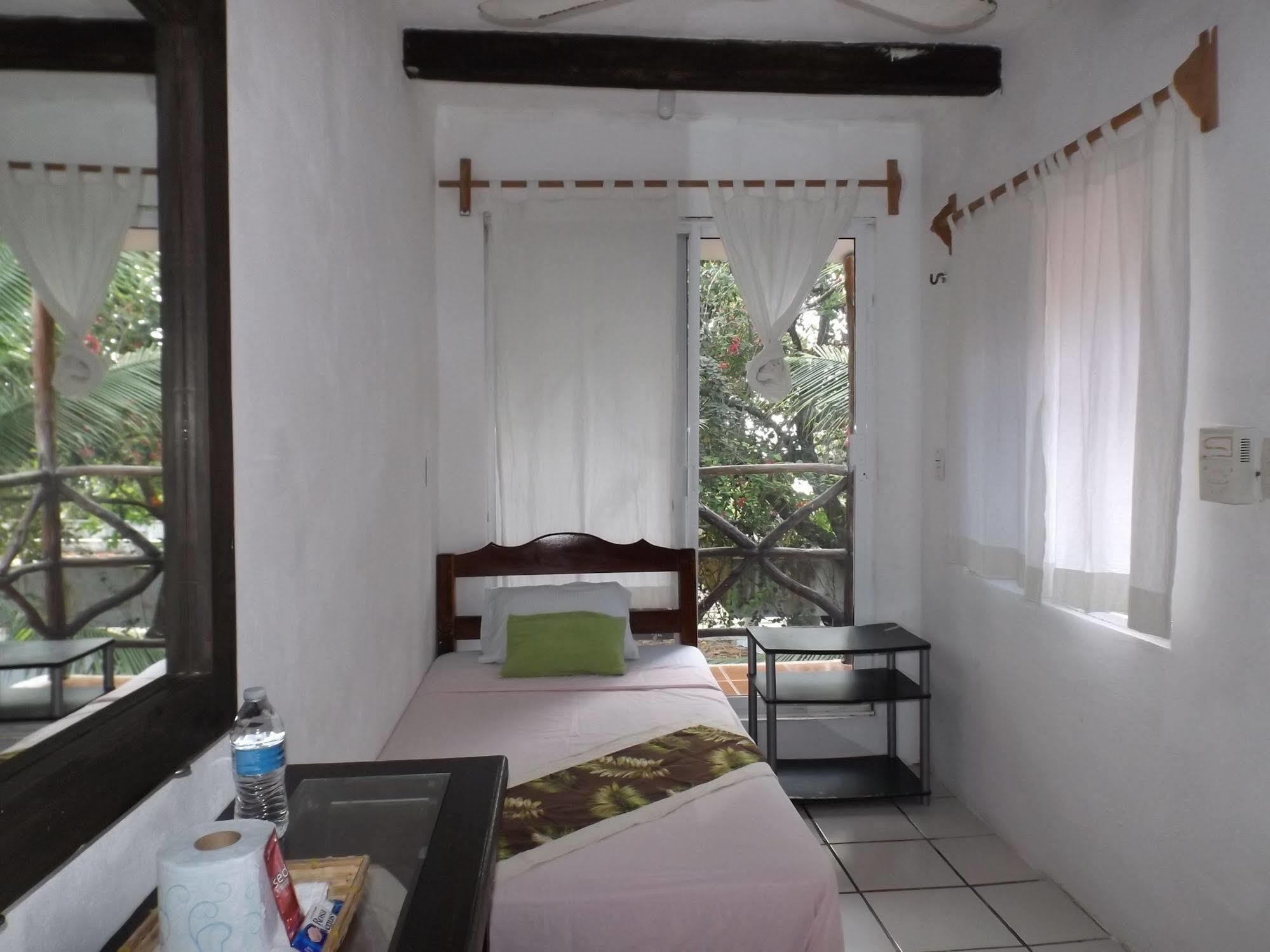 Hotel Nido Del Quetzal Bacalar Exterior foto